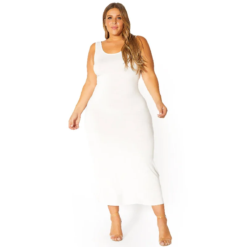 Maxi dresses for romantic evening -Plus Size Round Neck Sleeveless Maxi Dress