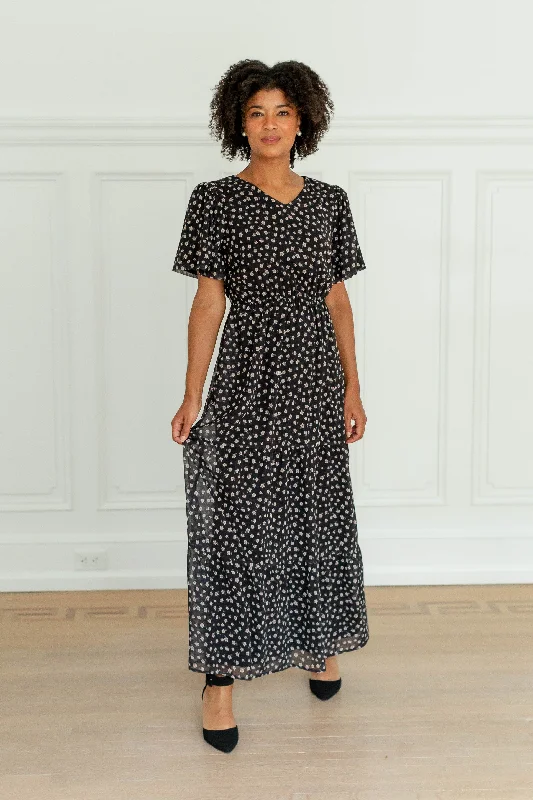 Maxi dresses with handkerchief hemline -'Estrella' Floral Flutter Sleeve Maxi Dress in Black