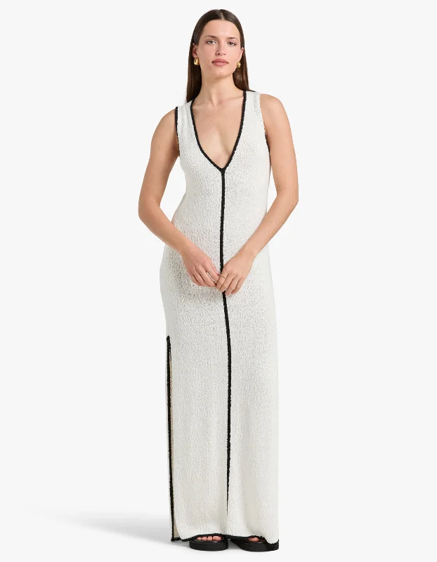 Maxi dresses for cruise wear -Lena Plunged Maxi Dress - Ivory/Black