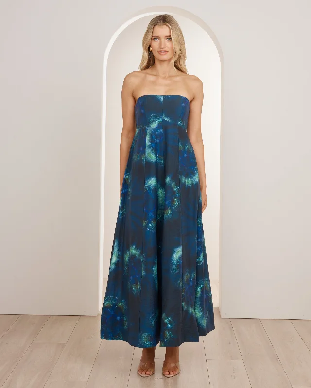 Maxi dresses for date night -Taine Strapless Maxi Dress