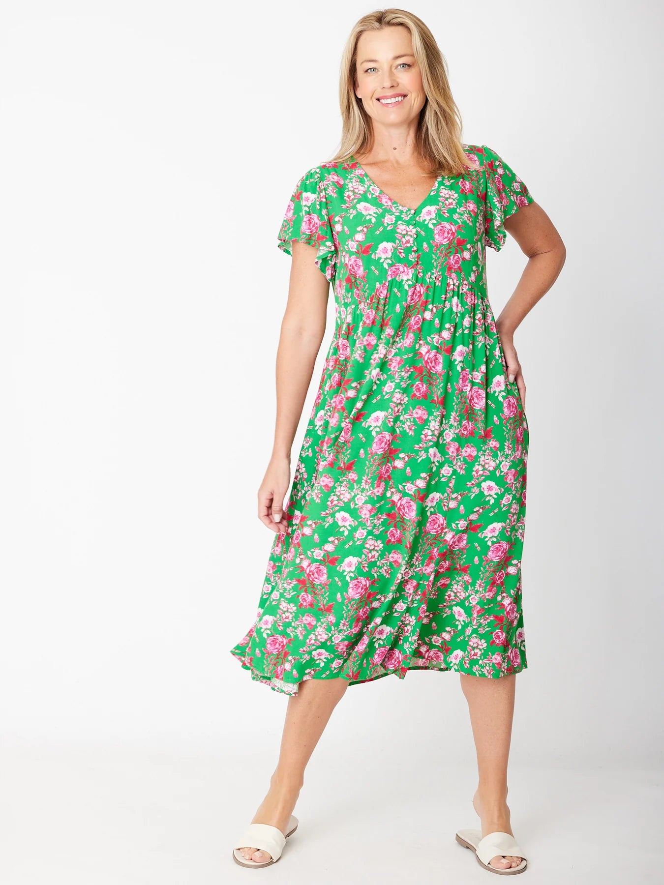 Maxi dresses for destination getaways -Maxi Flounce Dress - Green Floral