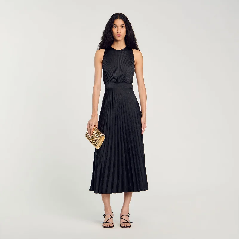 Maxi dresses for maternity wear -Pleated Maxi Dress