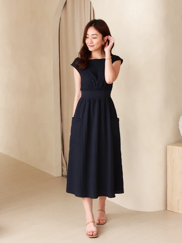 Midi Dresses for Casual Day Trips-*WC EXCLUSIVE | Grecian Pleated Midi in Navy