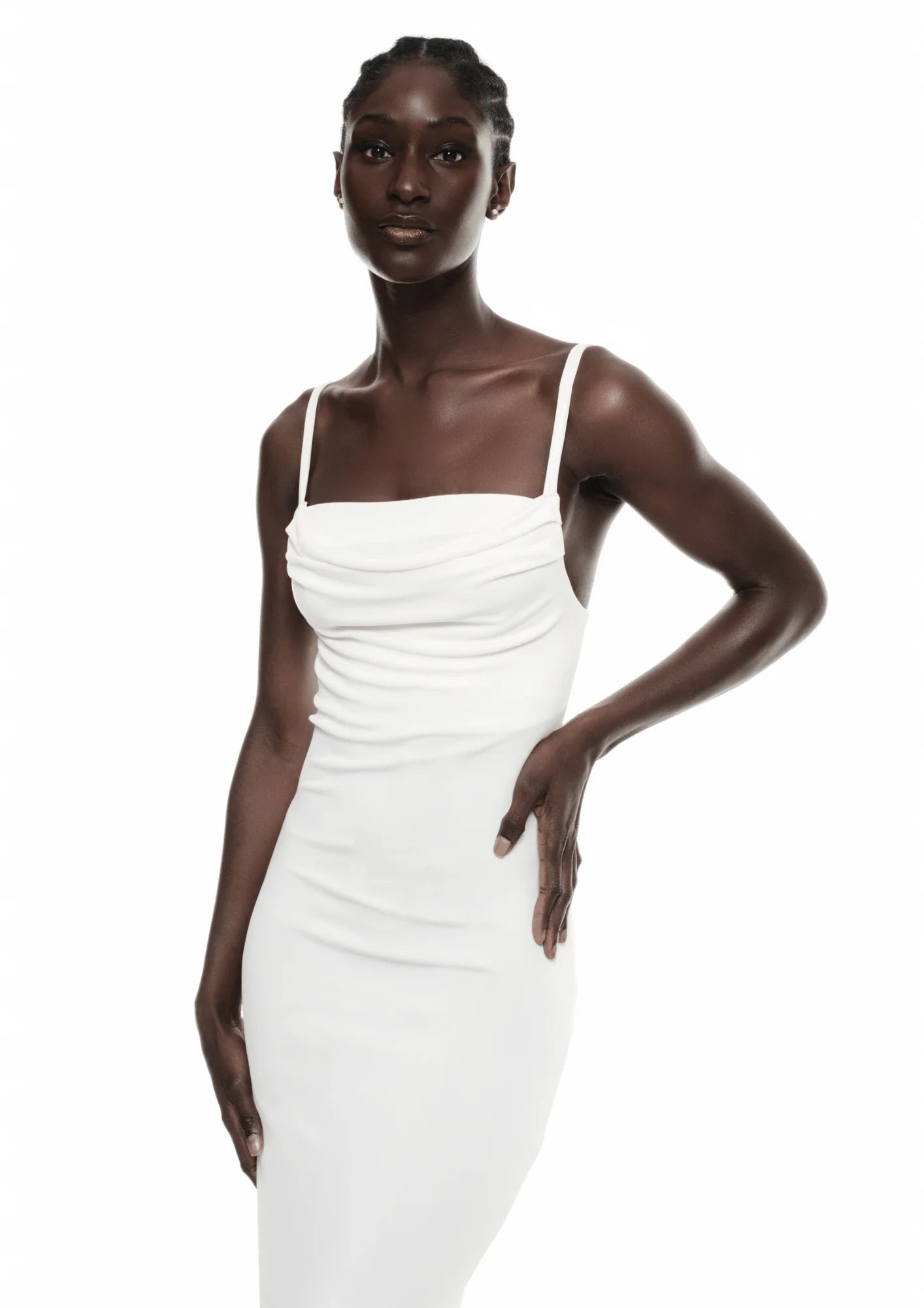 Midi Dresses for Trendy Winter Weddings-WHITE MIDI DRESS WITH DRAPING