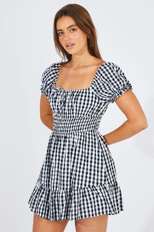 Mini Dresses with V-Neck Design -Black Check Fit And Flare Dress Puff Sleeve Mini