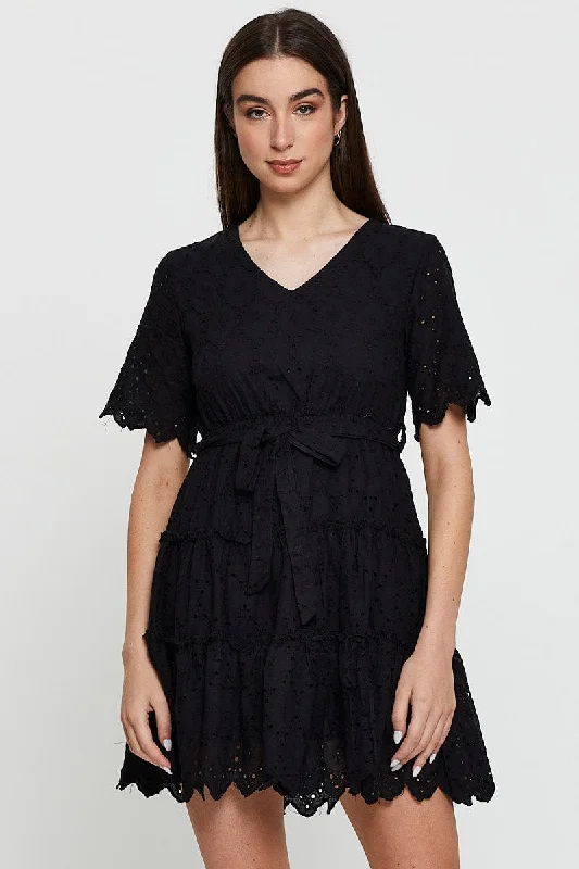 Mini Dresses for Summer Gatherings -Black Mini Dress Short Sleeve