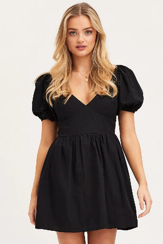 Mini Dresses with Rounded Hem -Black Mini Dress Short Sleeve