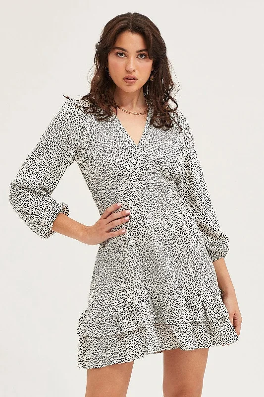 Mini Dresses with Button-down Front -Geo Print Skater Dress Long Sleeve Mini Ruffle